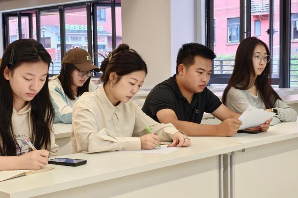 图片11 图片11