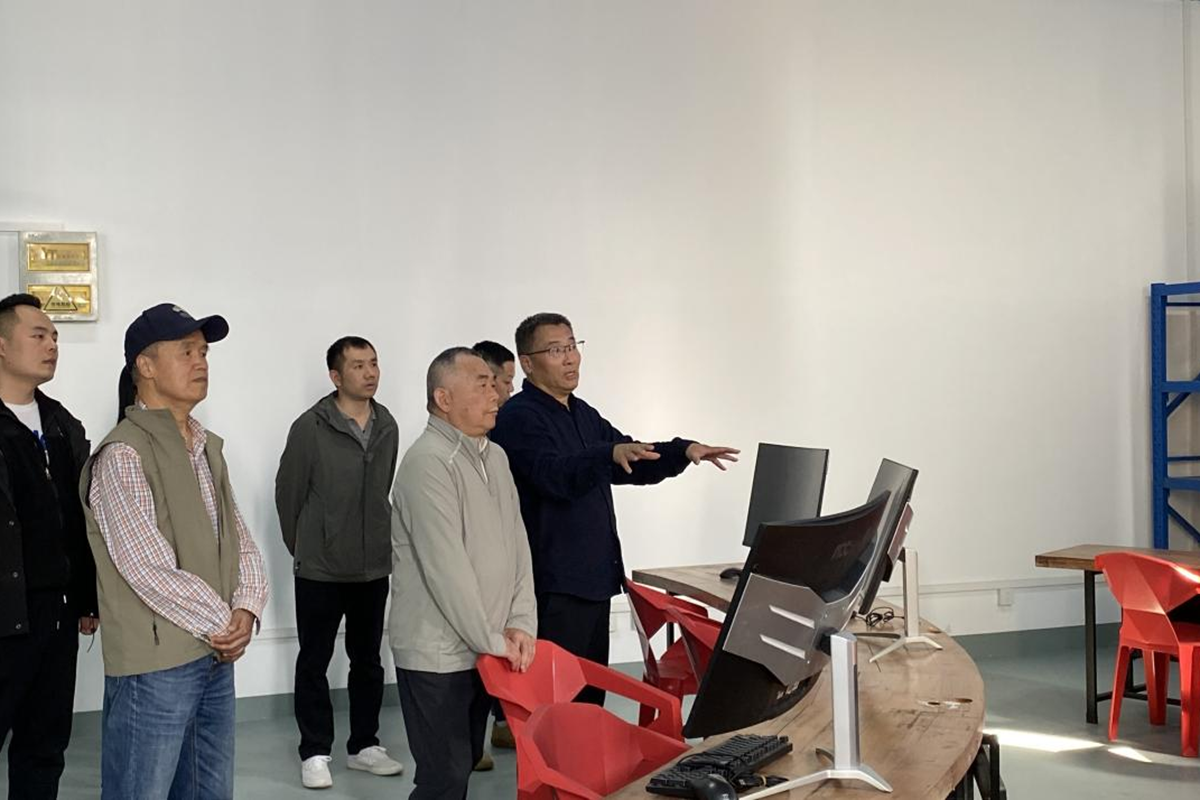 图片1 图片1
