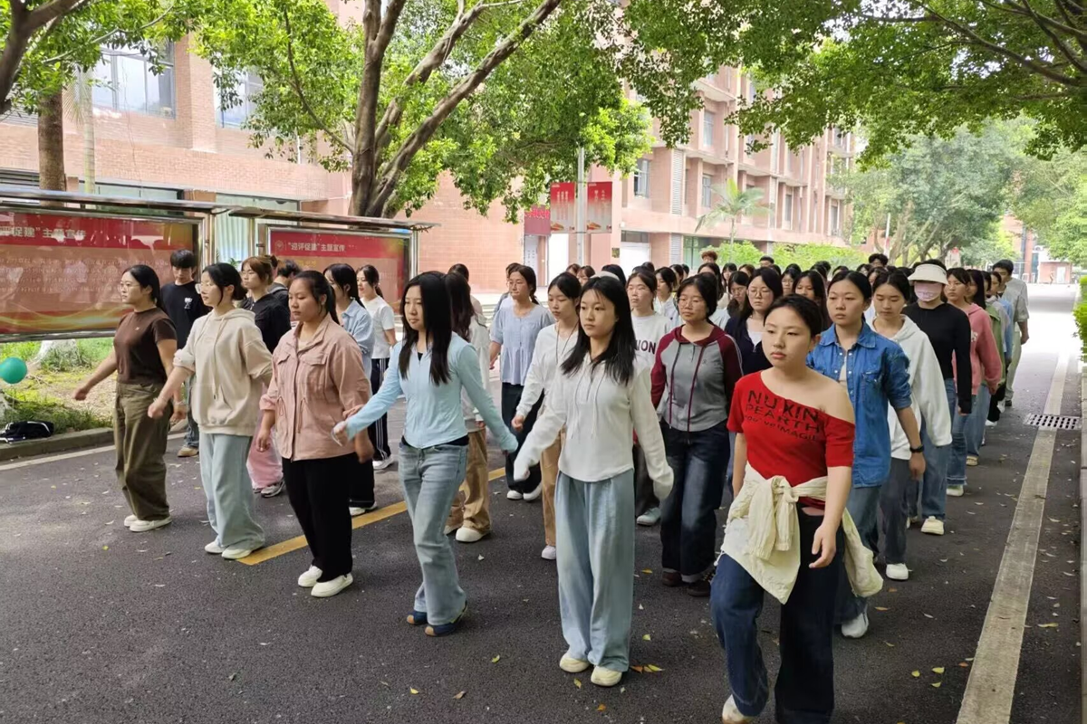 图片1 图片1